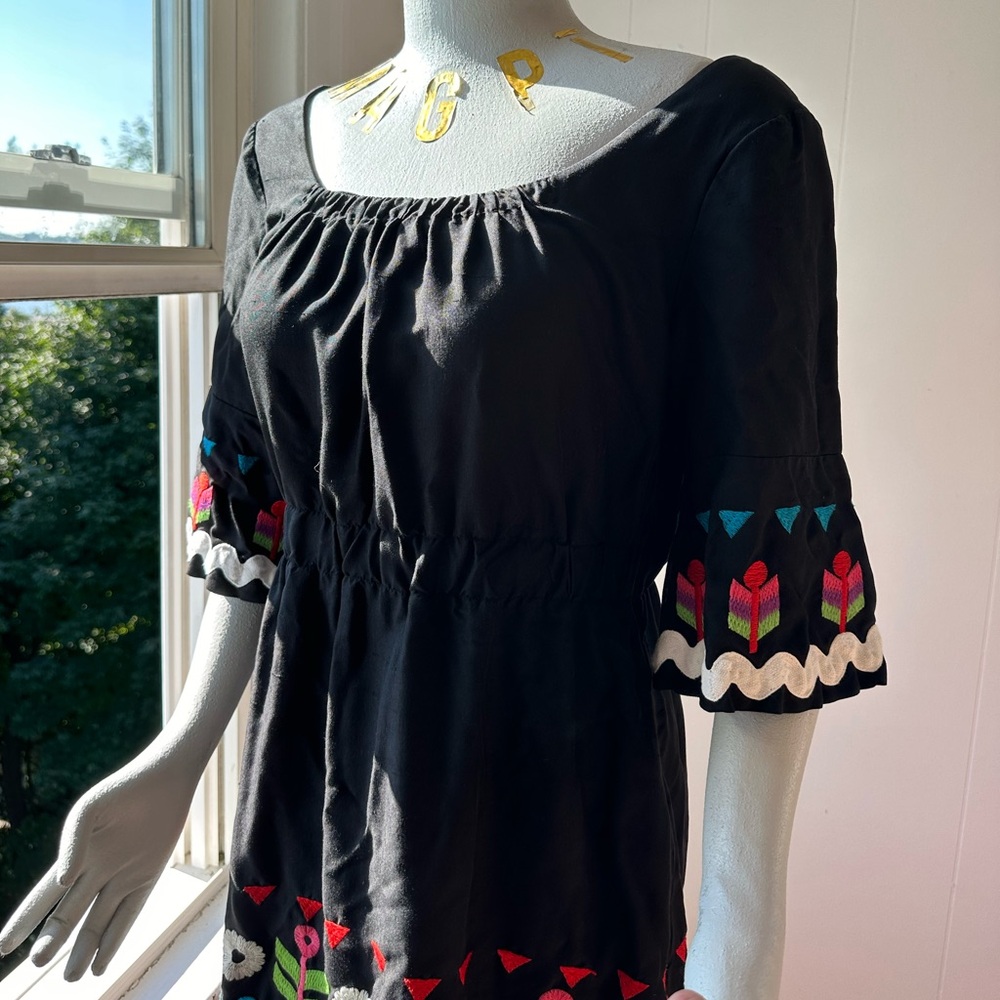 PHOEBE COUTURE Silk Floral Embroidered Dress, Bell Sleeve, Full Skirt - Picture 13 of 16